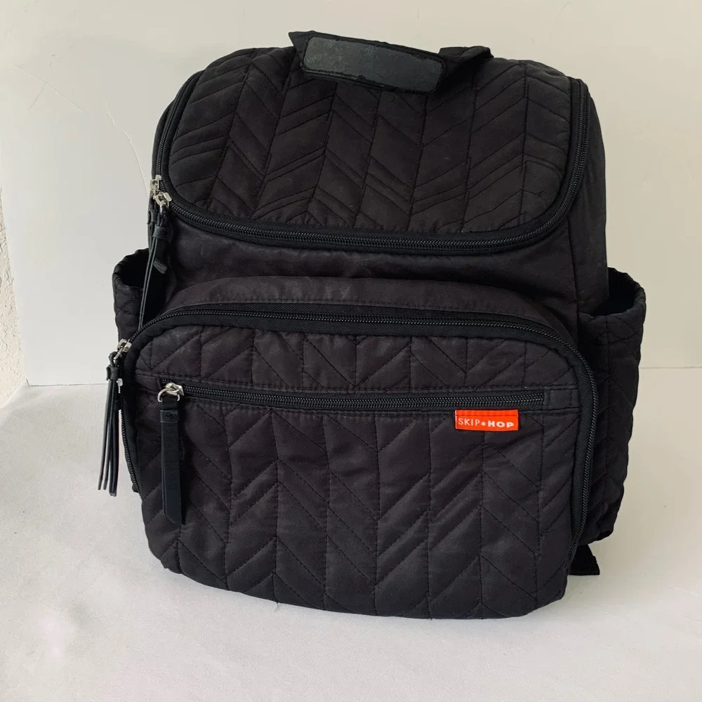 Skip Hop Forma Diaper Bag Backpack Black Chevron Quilted Padded Straps Travel